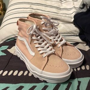 Peach Vans Hightops 🍑